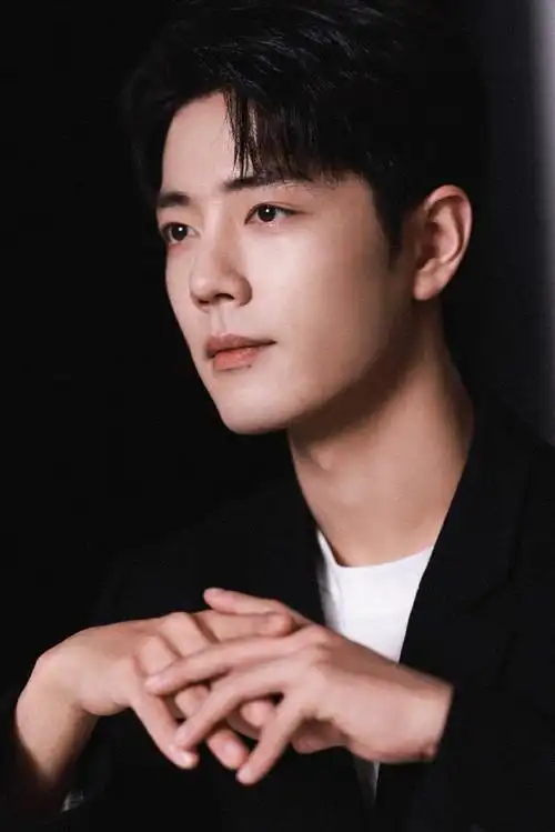 肖战短发库存##肖战##今天好多明星营业