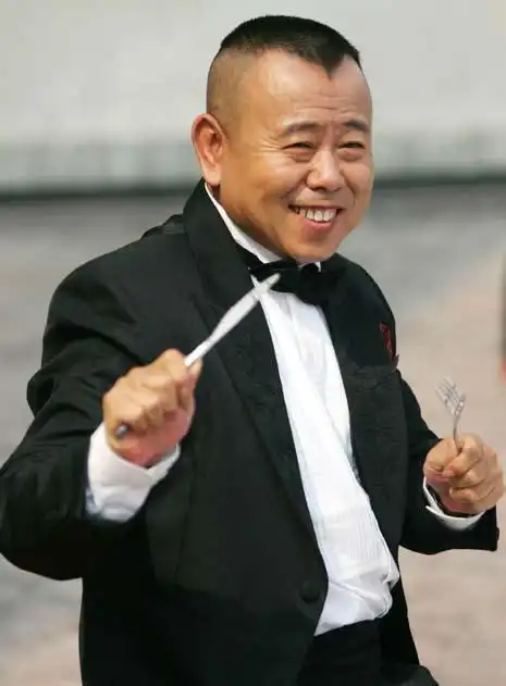 潘长江经纪人15201879909