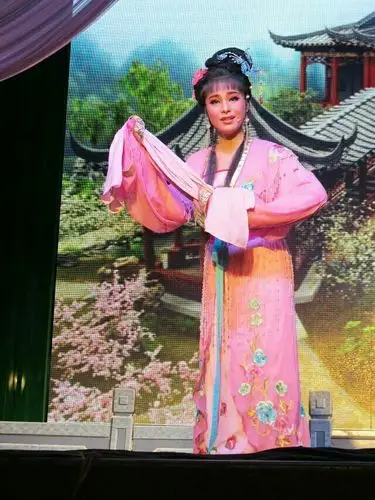 温岭三团_小旦石莲莲舞台剧照