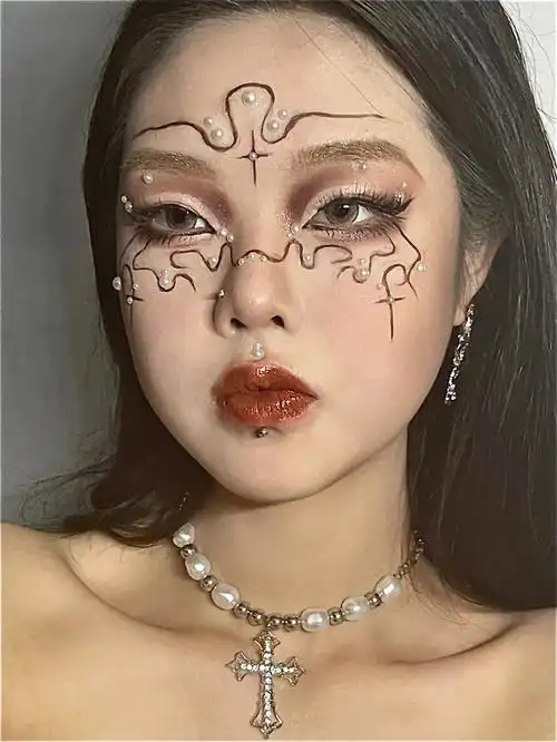 创意妆  #美妆  #妆容分享  #fyp  #薯队长