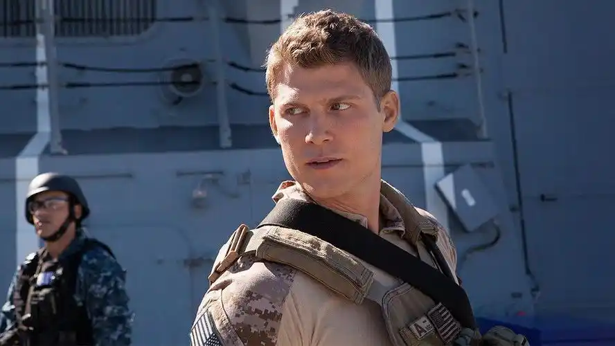 末日孤舰 第一季剧照