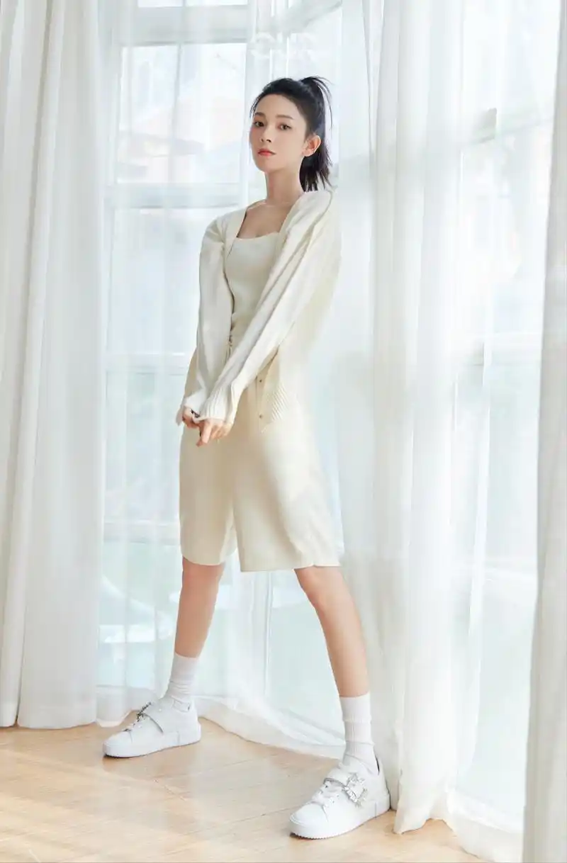 陈瑶写真,气质优雅,温婉可人