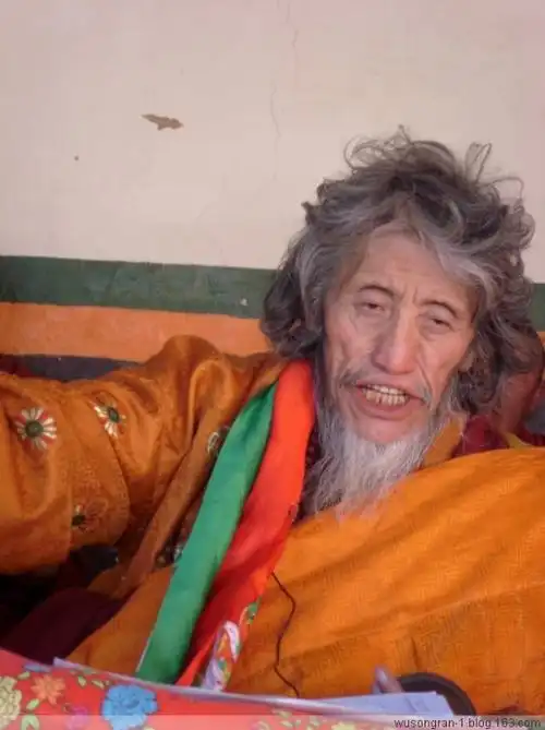 秋英多杰仁波切传奇和官方网站网址