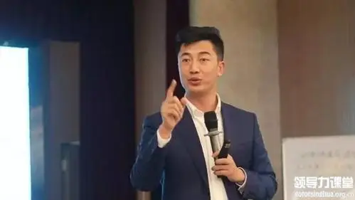 关立新-清华emba总裁班特聘讲师,互联网营销专家,云管科技总裁-北清