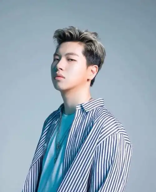 韩国男rapper为吃大便摸男童屁股涉嫌猥亵被起诉