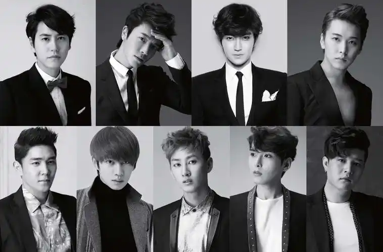 p>super junior(               ),韩国男子演唱组合,现以 a target=