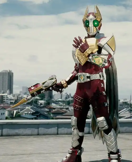 假面骑士格连最终形态皮套造型公开补完童年遗憾的帅气帝皇形态