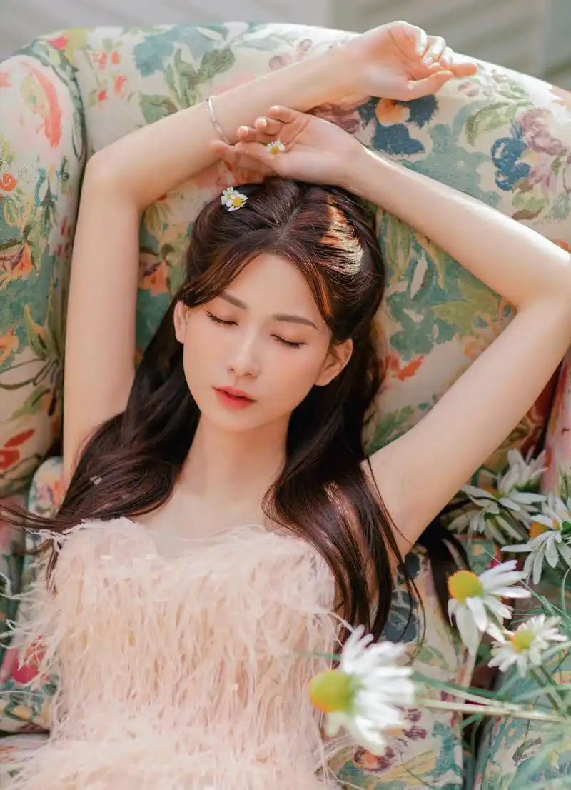 王秋紫 金牛座小姐姐