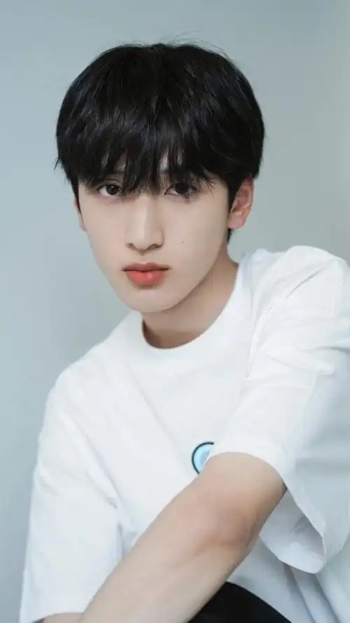 严浩翔背景图-梓小祺最新章节-免费小说-全文免费阅读-梓小祺作品-话