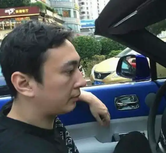 观隔壁帖有感给大家分享我珍藏的成功人士头像