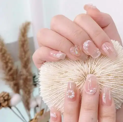 2021新款式冬季显白冰透美甲