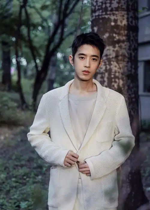 "美作"和"杉菜"二度合作 《七月与安生》梁靖康进组