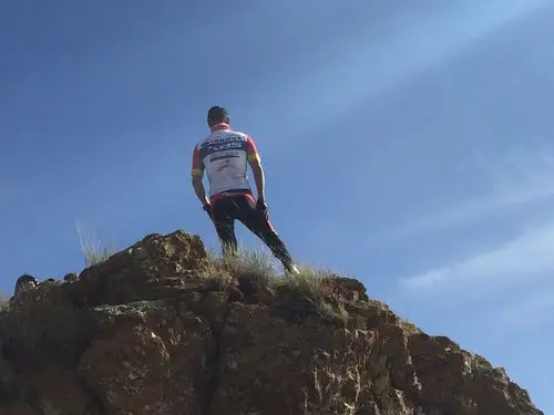 顶天立地的男子汉!