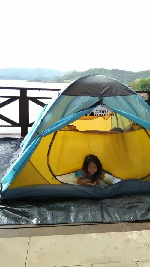 廊桥,中间超湖面凸起段可以搭最多4顶帐篷.