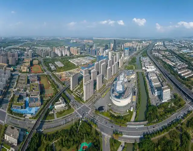 江苏>苏州市>相城区>正文> 图片来源:相城区融媒体中心交通是城市经济