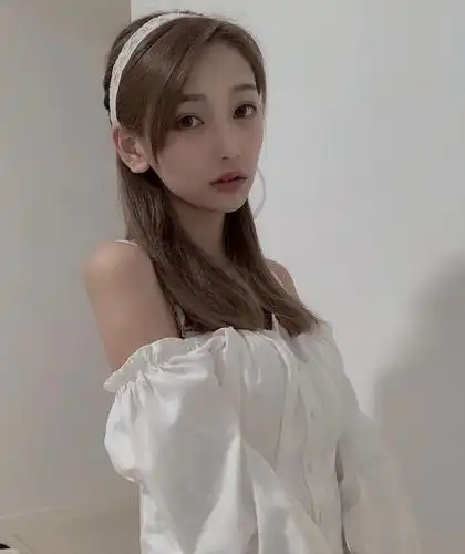 斗鱼美女主播叶知秋vanessa高清生活照写真叶知秋微博套图欣赏