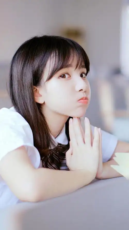 清新可爱的美女