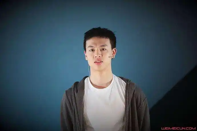 尹昉喜欢黄景瑜真的吗昉儿是黄景瑜专称两人关系起底