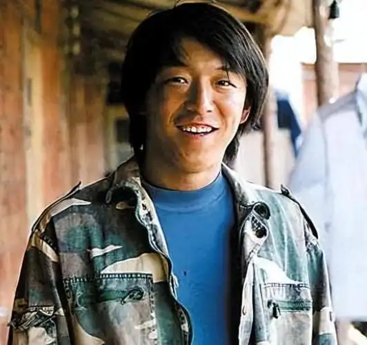 演员黄渤:我老婆虽然长得不漂亮,但就是给我100亿我也不会换