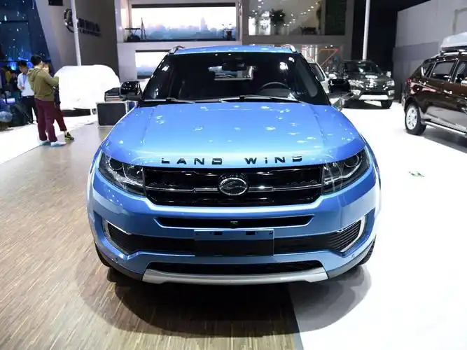 陆风x7怎么样 一比一路虎 最新报价 降价促销5万走全国