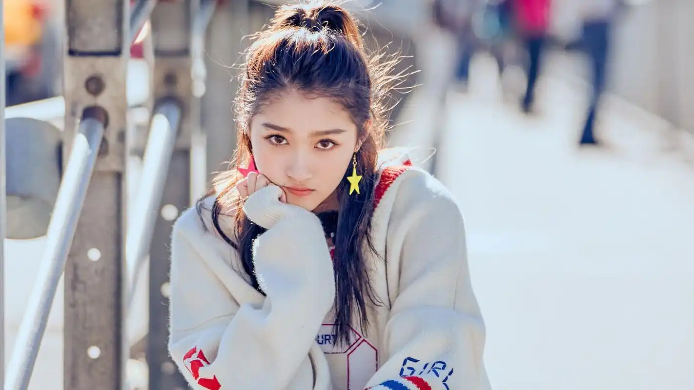 8位当红女明星,个个美照动人,你最喜欢谁