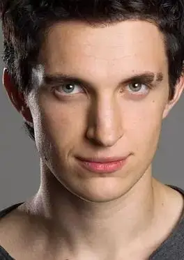 6评分:电视剧 剧情 喜剧 动作分类:凯尼塔·史密斯拉塞尔·霍奇金森