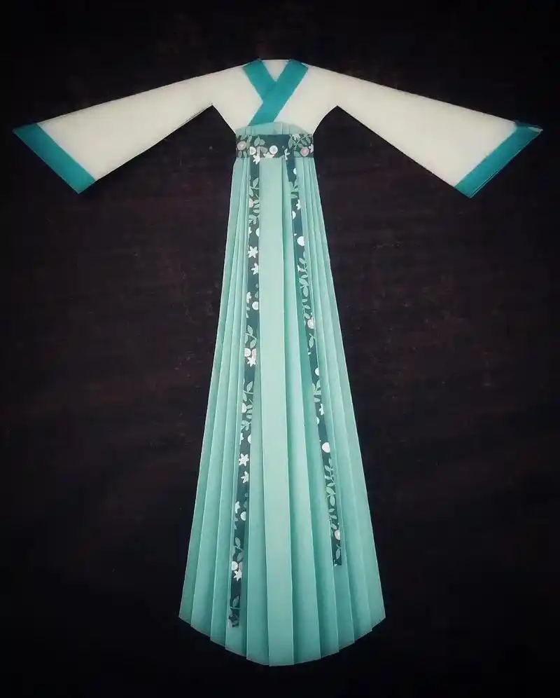 小朋友的#折纸手工,#汉服  #襦裙,#马面裙,制作传统文化 - 抖音
