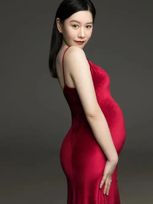 赶在一波疫情前拍了超爱的孕妇照