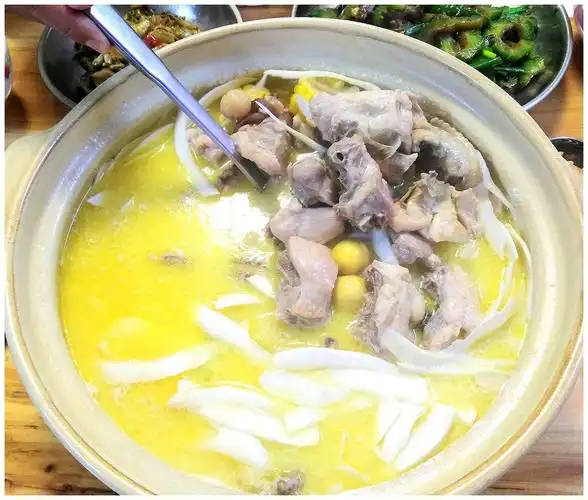 老爷(椰)文昌鸡煲|鸡煲|元肉|椰子_新浪新闻