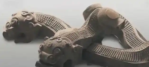 意外发现可疑车辆,后备箱打开惊呆|文物|考古|青铜龙|文化遗产|西安