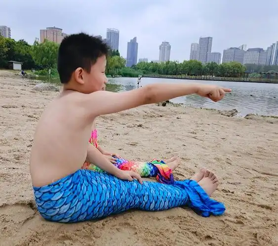 美人鱼尾巴男童男生的鱼尾巴男童男孩泳衣泳装服装衣服儿童人鱼拍照