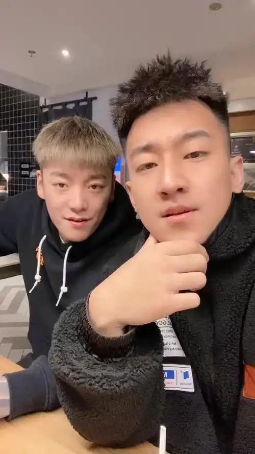 你们针对针对刘回的呗 别针对我了呗