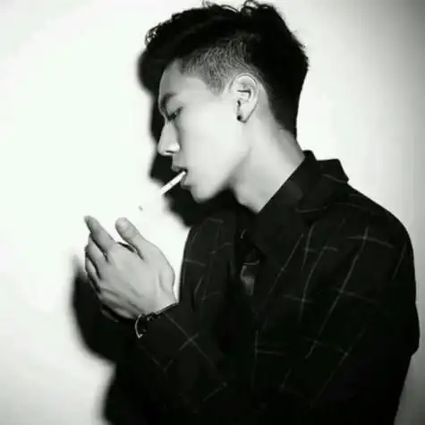 点烟痞子_男生霸气头像图片_扣扣居