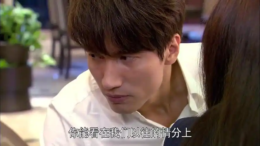 恋恋不忘:厉仲谋解释自己和张曼迪的关系,不料童童依旧不明白!