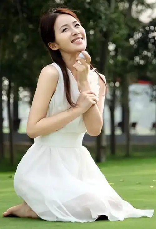 微笑女王李呈媛:恋过钱枫,嫁梅婷前夫获幸福,却被精神障碍打破