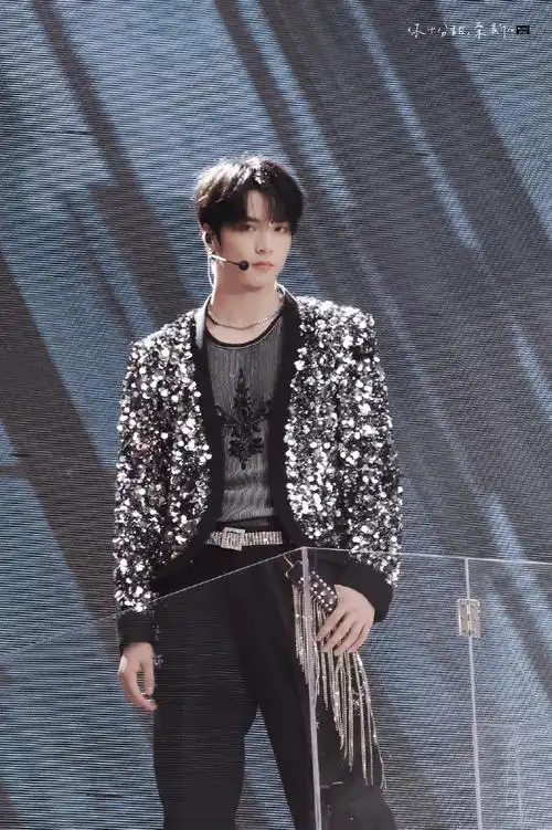 刘耀文跳舞好帅