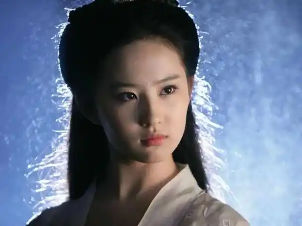 神雕侠侣浅谈小龙女她对杨过的深情不输其他女子