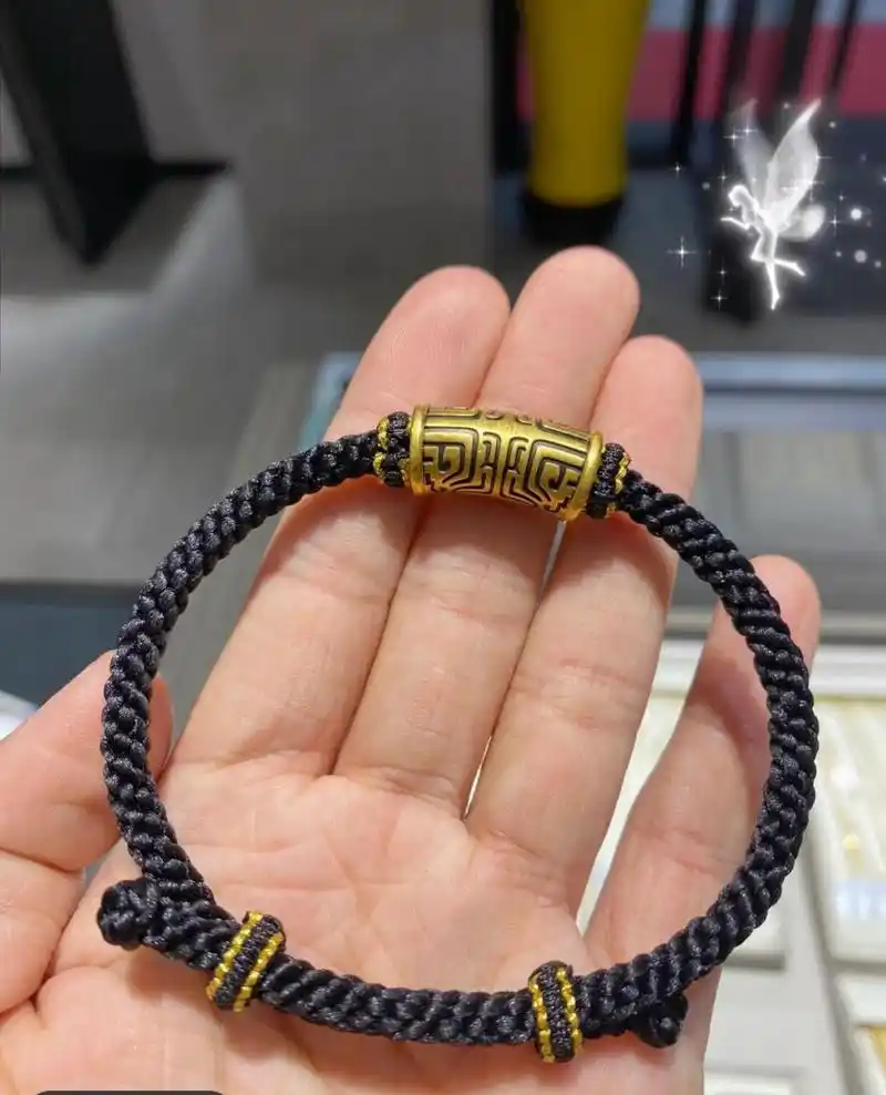 周大福男士手链《图腾系列护身款转运珠》 图腾是饕餮,寓意是财源广进