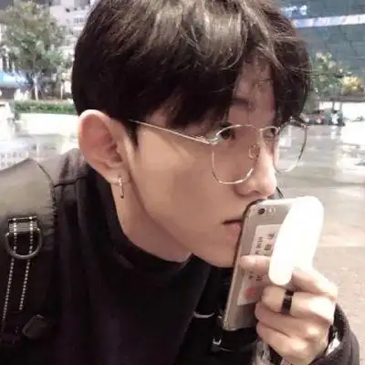 由美头网整理发布,情侣头像频道提供更多与阳光,帅气,日系,高颜值,男