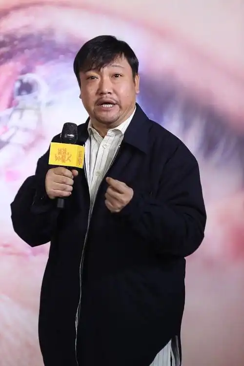 您好,东北地区有许多优秀的喜剧明星,他们以其独特的表演风格和精湛的