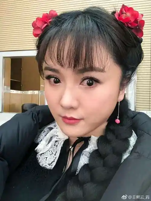 刘淼生活现状及私照片曝光康熙微服私访记中的小桃红现状怎么样了