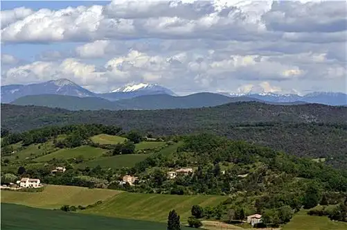 山丘图片大全_山丘高清图片下载_图片网