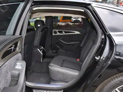 内饰外观外观中控座椅官图更多图片 >一汽红旗-红旗h9图片 对比获取