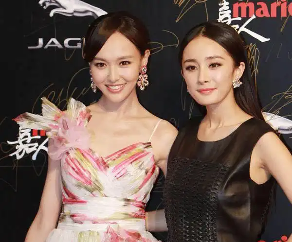 杨幂唐嫣闹翻了是真的吗 唐嫣一句话证明俩人闺蜜情深_尚之潮
