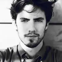 70后沧桑男人微信头像70后沧桑男人微信头像微信