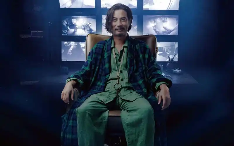 活动  《楼下的房客》房东监控女房客,竟发现她比自己还变态.