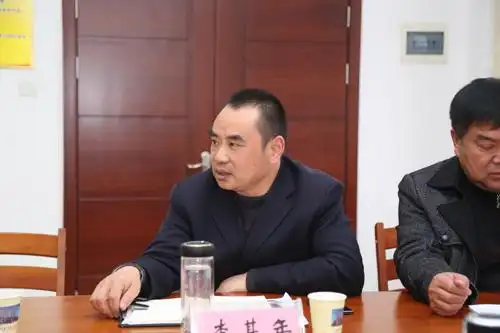 中院贾石松院长与我市部分人大代表进行座谈