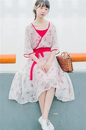 实拍文艺清新温柔雪纺碎花连衣裙复古少女长裙仙女裙2019夏