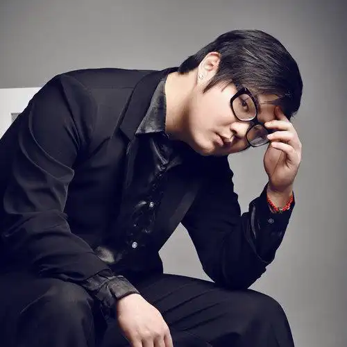 全部最新专辑下载查看全部蓝波大人歌手简介查看全部蓝波大人相似歌手