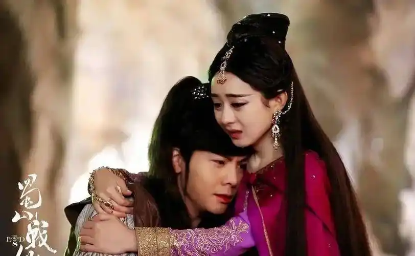 剧情简介:4,《蜀山战纪之剑侠传奇》:赵丽颖,陈伟霆,吴奇隆,叶祖新